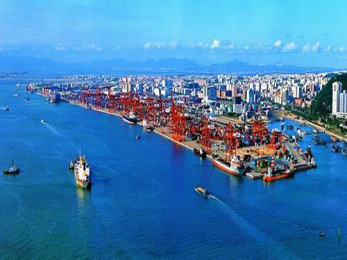 1-8月，舟山港实现保税供油281.2万吨 同比增长13.4%(图2)